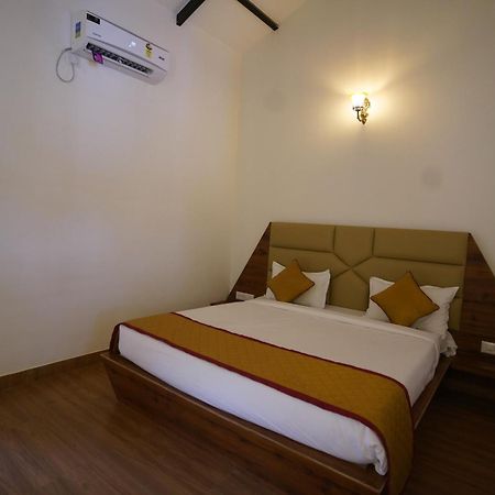 Q Mango Resort Rāmanagaram Buitenkant foto